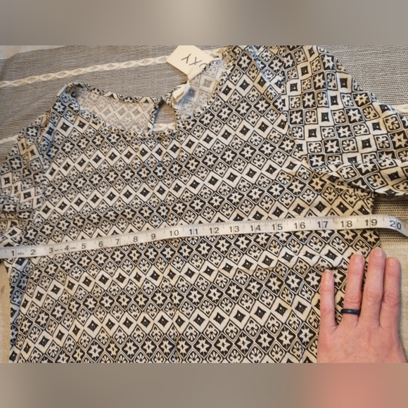 NWT Roxy dress with bell sleeves - Picture 11 of 12